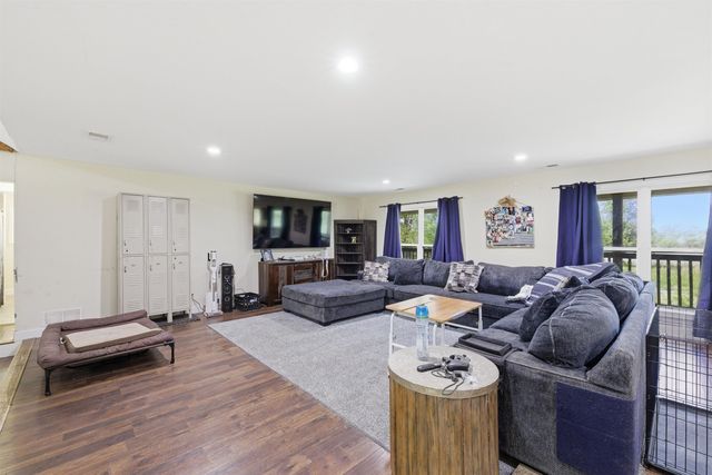 1735 STAFFORD DR, Somerville, TN 38068