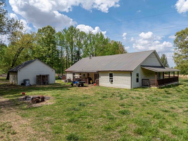 1735 STAFFORD DR, Somerville, TN 38068