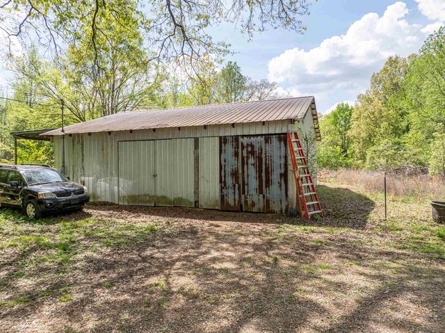 1735 STAFFORD DR, Somerville, TN 38068