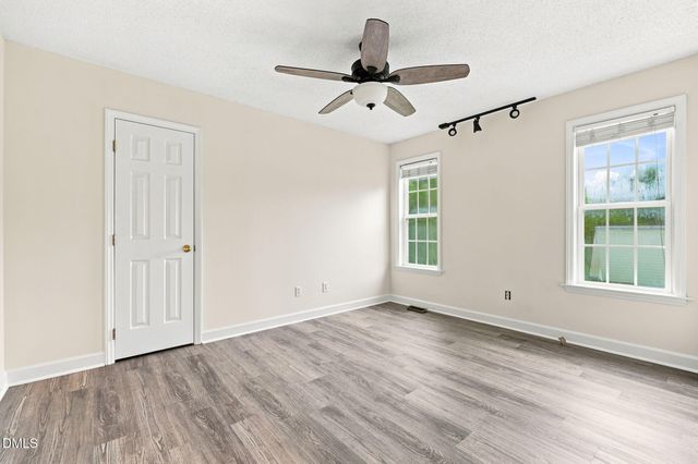 6217 Daybreak Drive, Wake Forest, NC 27587