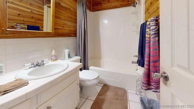 2807 McClain, Ardmore, OK 73401