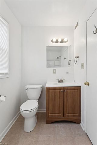 6704 Cedar Lake DR, Gloucester, VA 23061