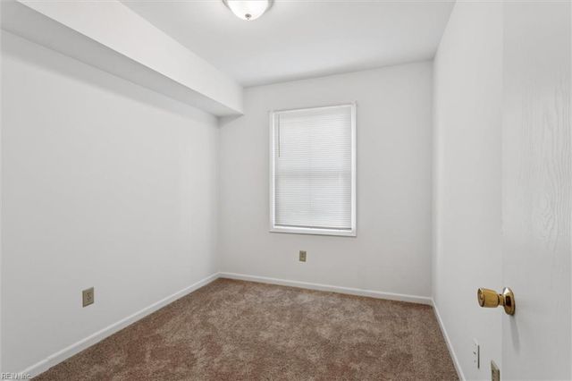 6704 Cedar Lake DR, Gloucester, VA 23061