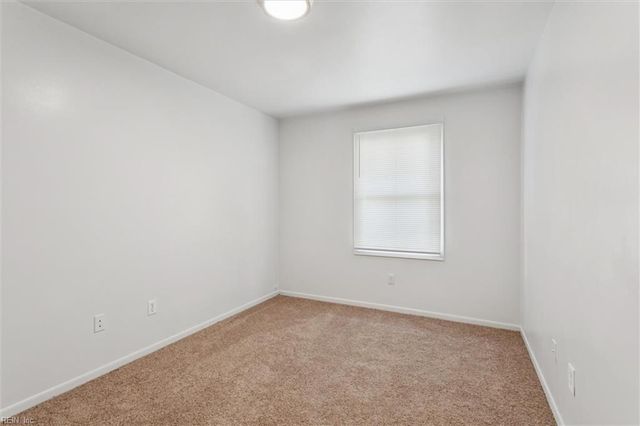 6704 Cedar Lake DR, Gloucester, VA 23061