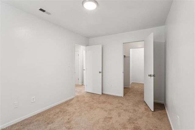 6704 Cedar Lake DR, Gloucester, VA 23061