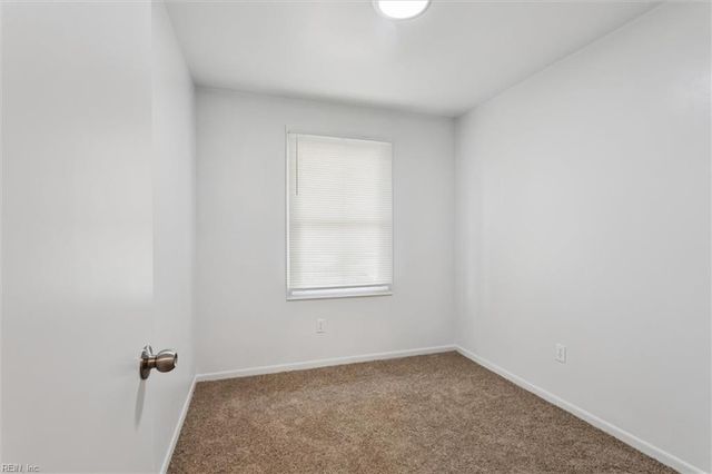 6704 Cedar Lake DR, Gloucester, VA 23061