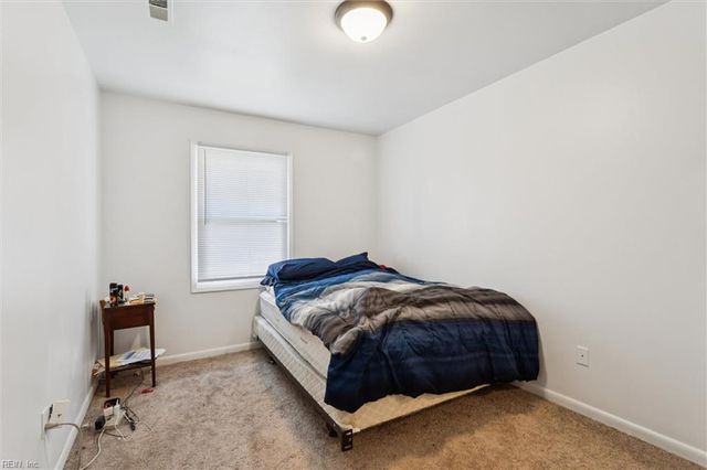 6704 Cedar Lake DR, Gloucester, VA 23061