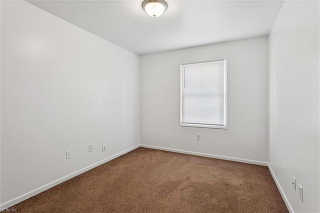 6704 Cedar Lake DR, Gloucester, VA 23061