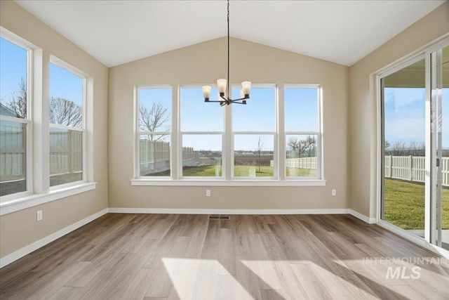 3807 S Anise Ave, Nampa, ID 83686