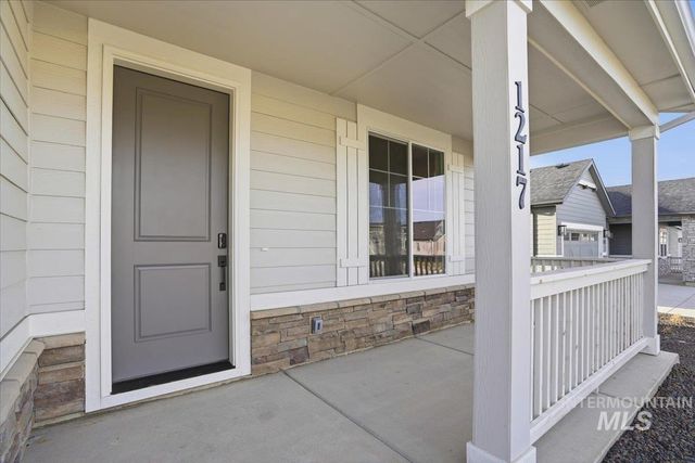 3807 S Anise Ave, Nampa, ID 83686