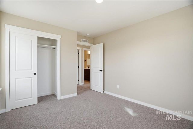 3807 S Anise Ave, Nampa, ID 83686
