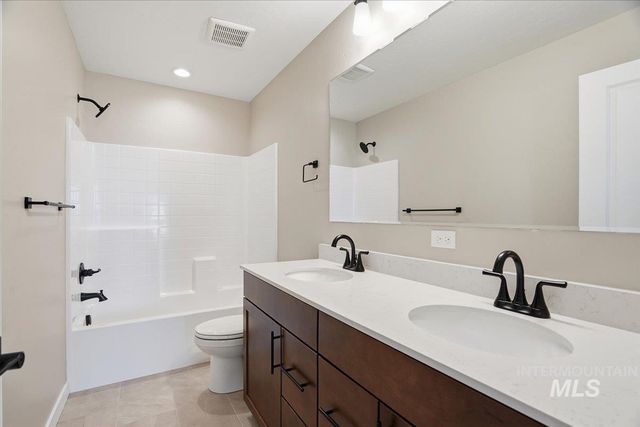 3807 S Anise Ave, Nampa, ID 83686
