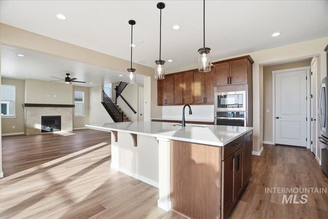3807 S Anise Ave, Nampa, ID 83686