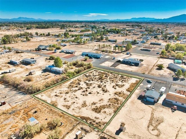 3260 Shadow Mountain Street, Pahrump, NV 89060
