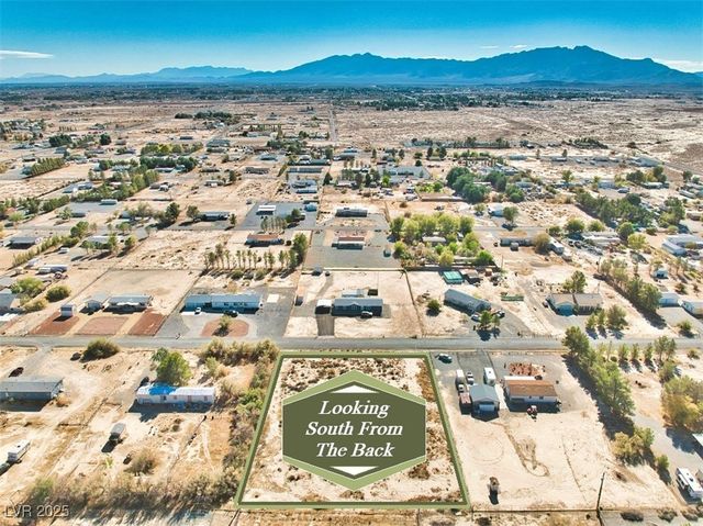 3260 Shadow Mountain Street, Pahrump, NV 89060