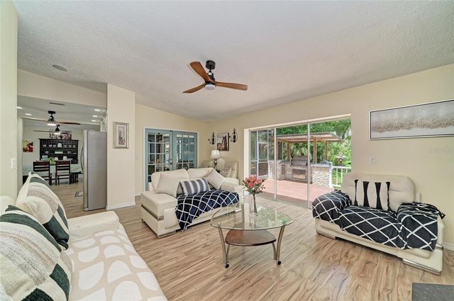 6519 28TH AVENUE E, Bradenton, FL 34208