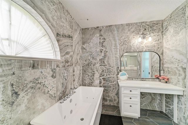 6519 28TH AVENUE E, Bradenton, FL 34208