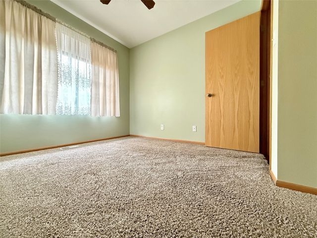 168 SE Sweetgrass Lane, Pleasant Hill, IA 50327