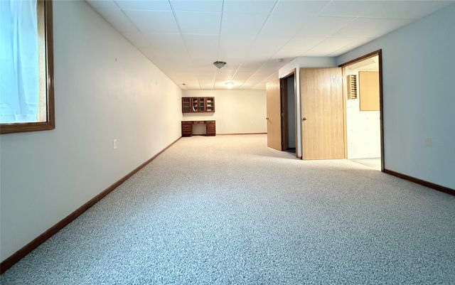 168 SE Sweetgrass Lane, Pleasant Hill, IA 50327