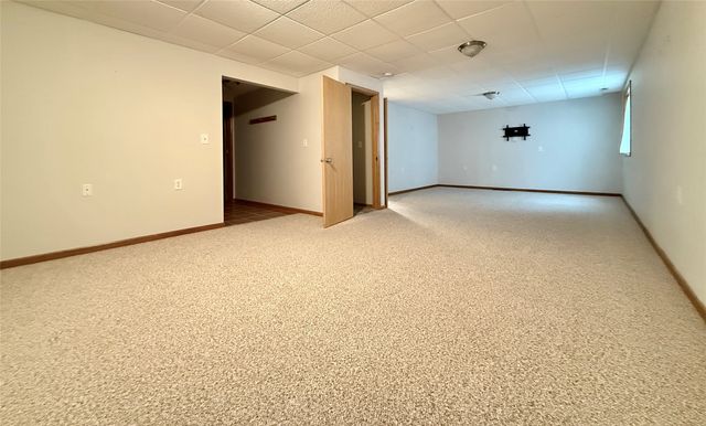 168 SE Sweetgrass Lane, Pleasant Hill, IA 50327