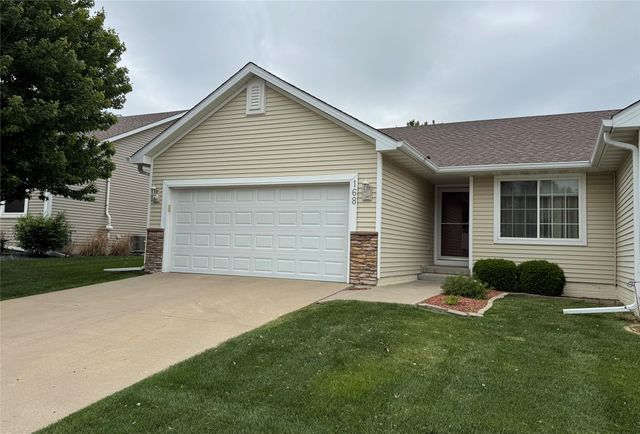 168 SE Sweetgrass Lane, Pleasant Hill, IA 50327