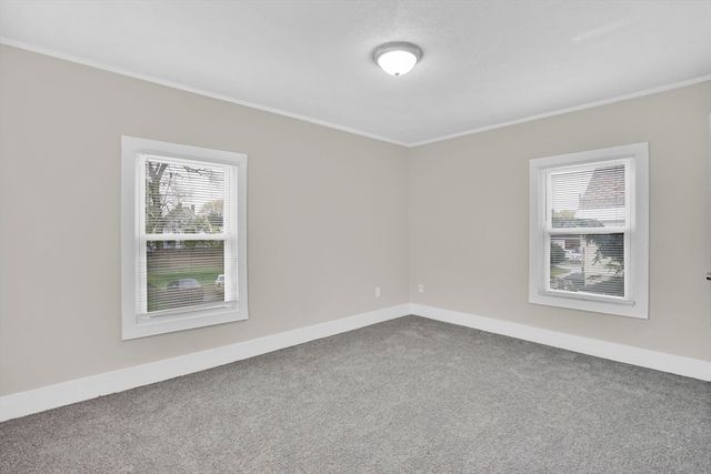 7 Sibley Ave, Westfield, MA 01085
