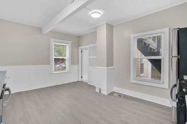 7 Sibley Ave, Westfield, MA 01085