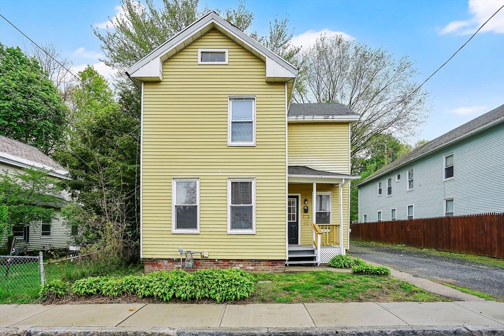 7 Sibley Ave, Westfield, MA 01085