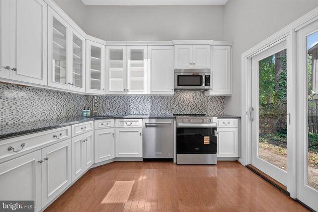 6 YOUNGS FARM CT, Annapolis, MD 21403