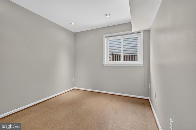 6 YOUNGS FARM CT, Annapolis, MD 21403