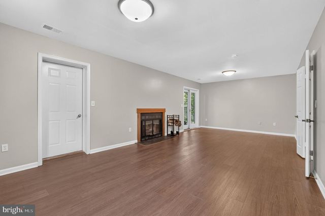 6 YOUNGS FARM CT, Annapolis, MD 21403