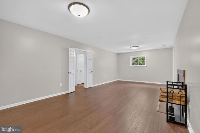 6 YOUNGS FARM CT, Annapolis, MD 21403