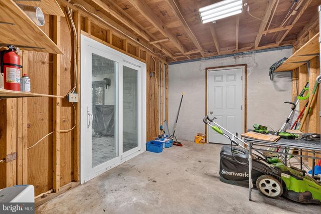 6 YOUNGS FARM CT, Annapolis, MD 21403