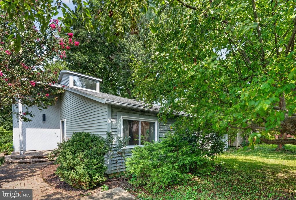 6 YOUNGS FARM CT, Annapolis, MD 21403