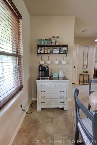 15044 S Ash Valley Lane, Claremore, OK 74017