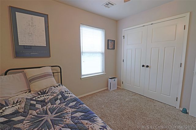 15044 S Ash Valley Lane, Claremore, OK 74017