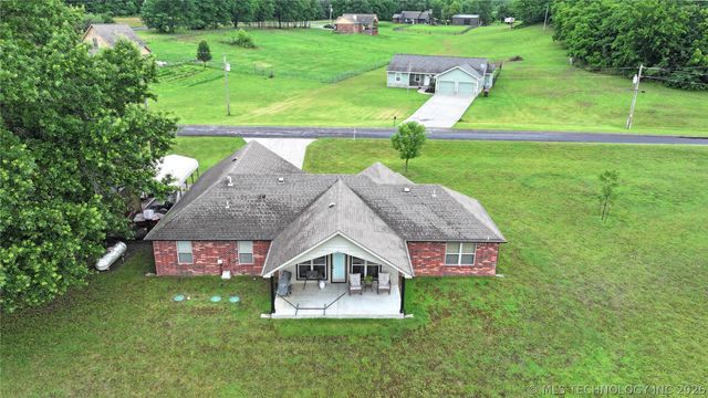 15044 S Ash Valley Lane, Claremore, OK 74017