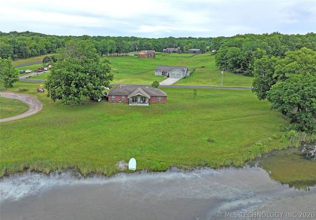 15044 S Ash Valley Lane, Claremore, OK 74017