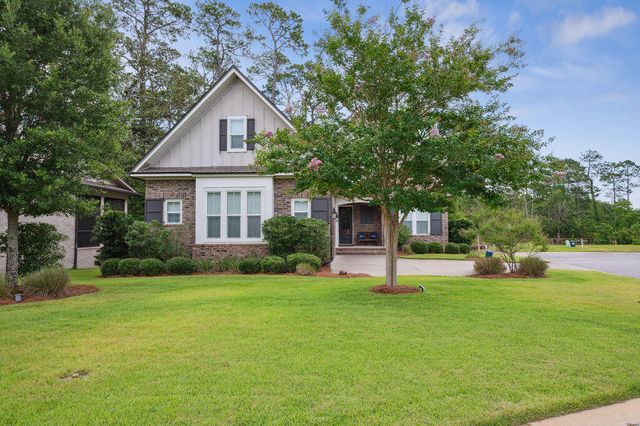 4444 Colleen Cove, Niceville, FL 32578