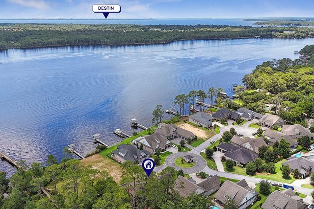 4444 Colleen Cove, Niceville, FL 32578