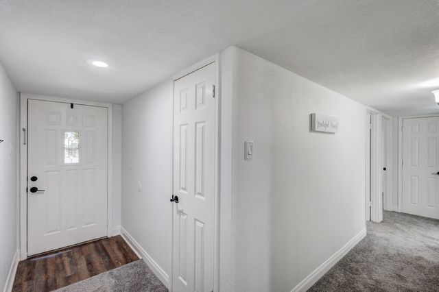 606 Hillcrest Street, Mansfield, TX 76063