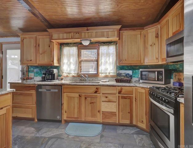 126 Oakridge, Hot Springs, AR 71913