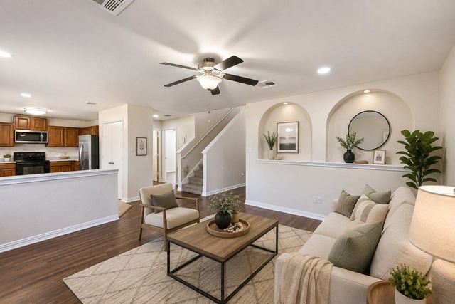 304 Wegstrom ST, Hutto, TX 78634