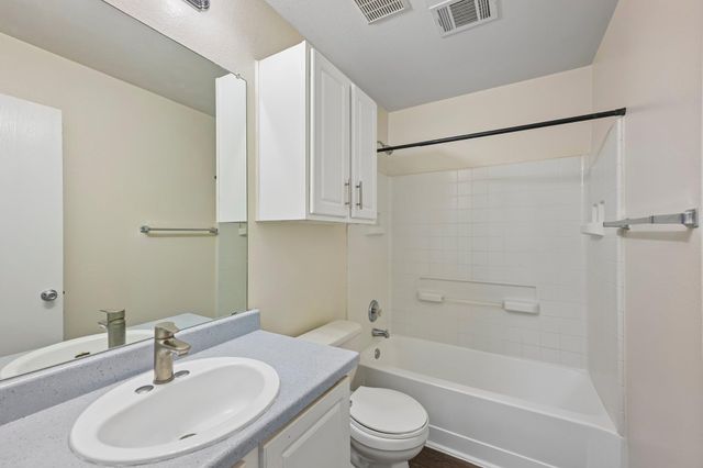 304 Wegstrom ST, Hutto, TX 78634