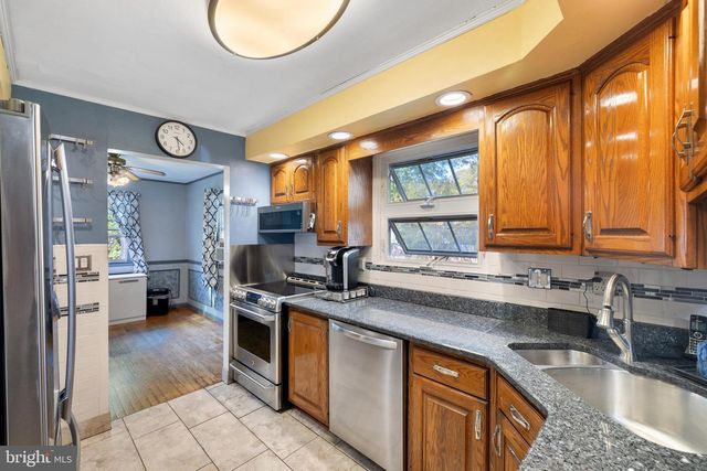 304 GORDON AVE, Severna Park, MD 21146