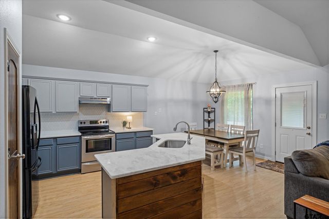 341 Frederick Cir, Flint, TX 75762