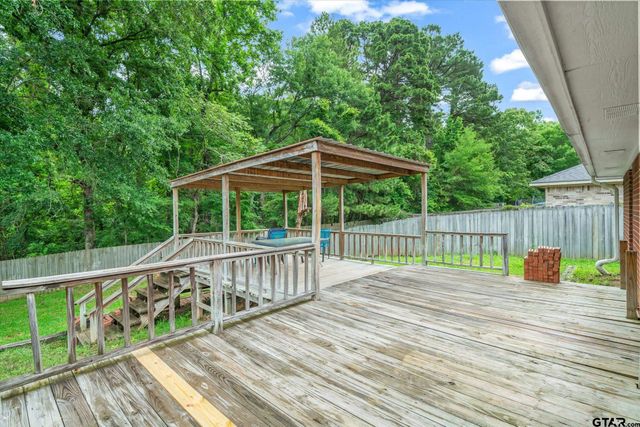 341 Frederick Cir, Flint, TX 75762