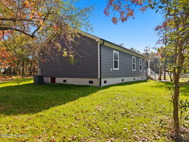 3343 Marlin Drive SE, Bolivia, NC 28422