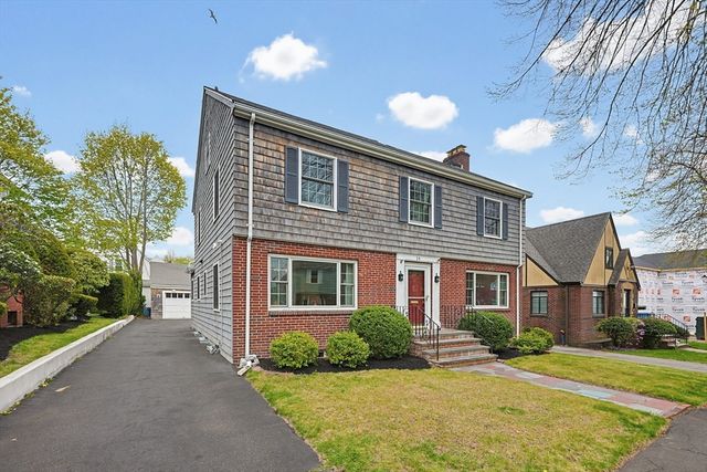 14 Wallace Rd, Lynn, MA 01902