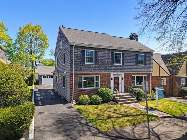 14 Wallace Rd, Lynn, MA 01902